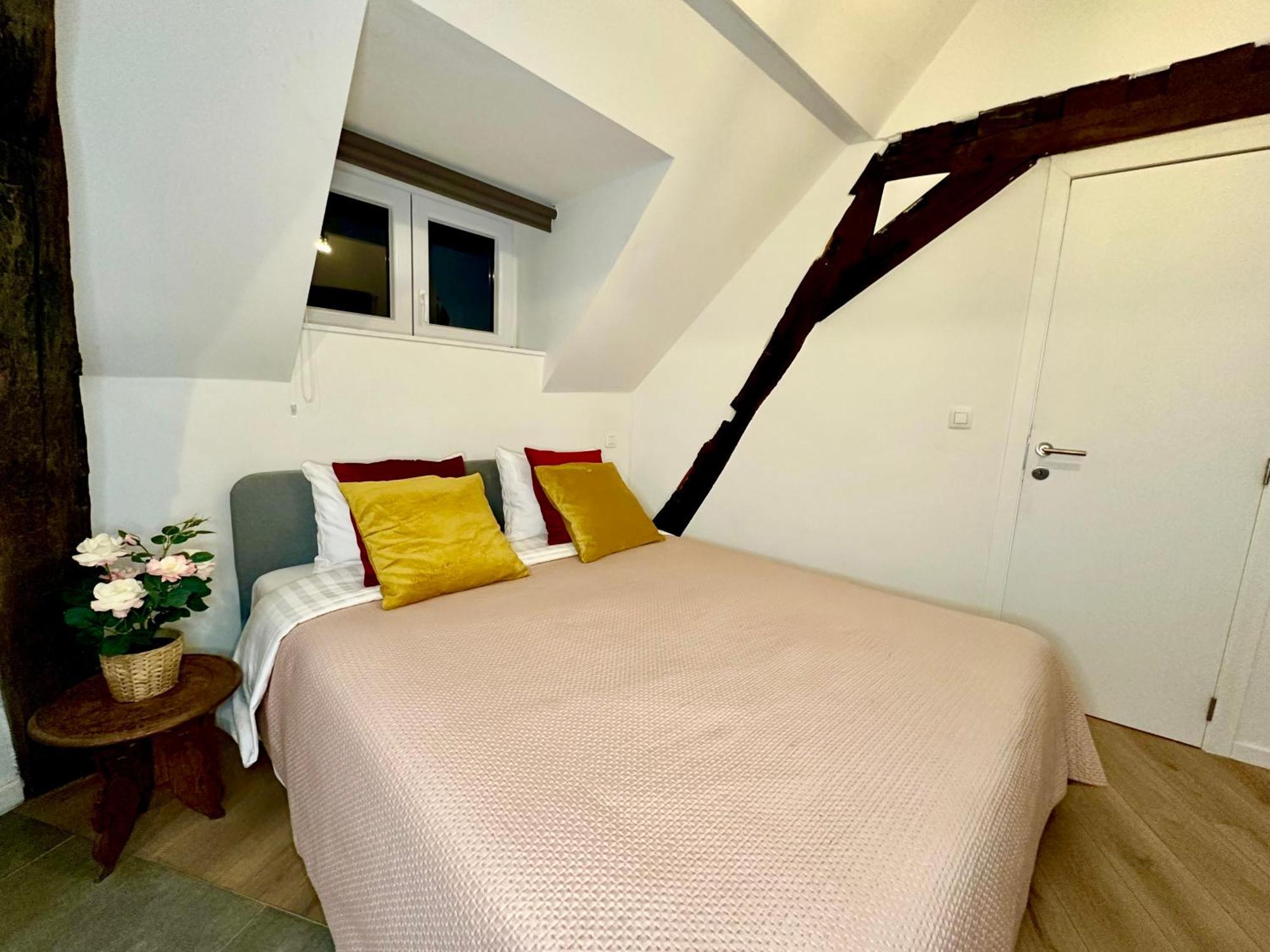 Luxury Suites Mons By Rikas Hotels Exteriér fotografie