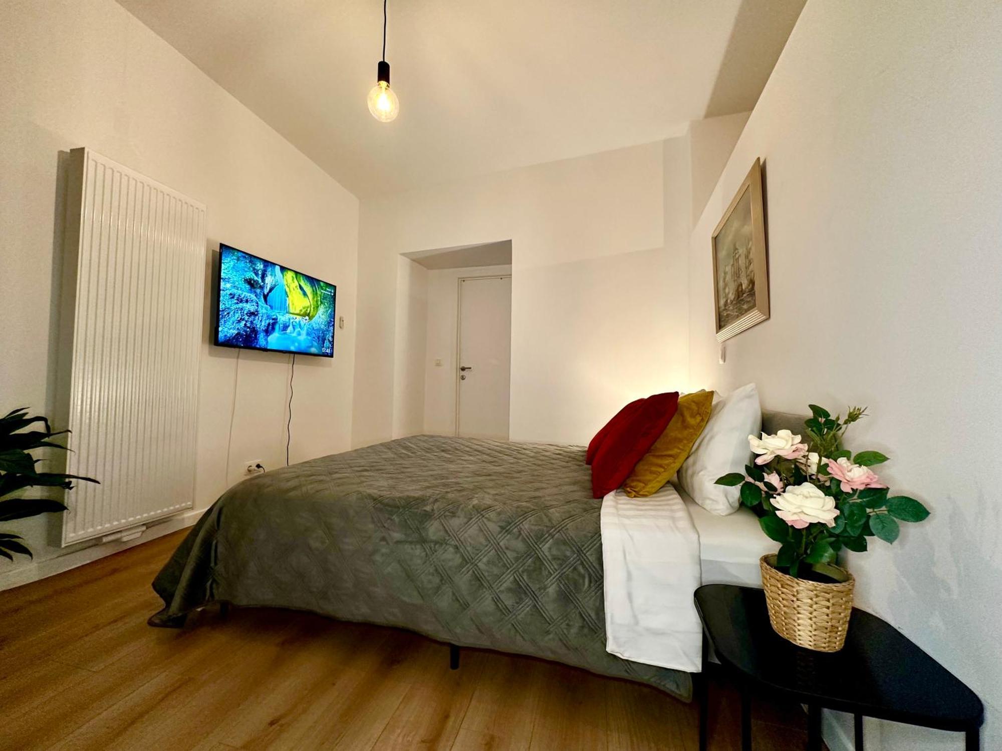 Luxury Suites Mons By Rikas Hotels Exteriér fotografie